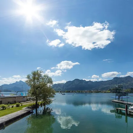 Seepension Hemetsberger Πανσιόν Mondsee