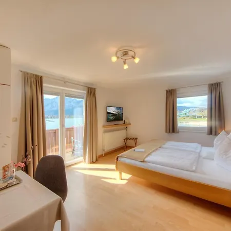 Seepension Hemetsberger 3* Mondsee