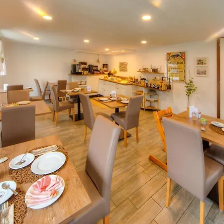 Seepension Hemetsberger Mondsee