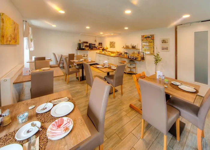 Seepension Hemetsberger 몬드시